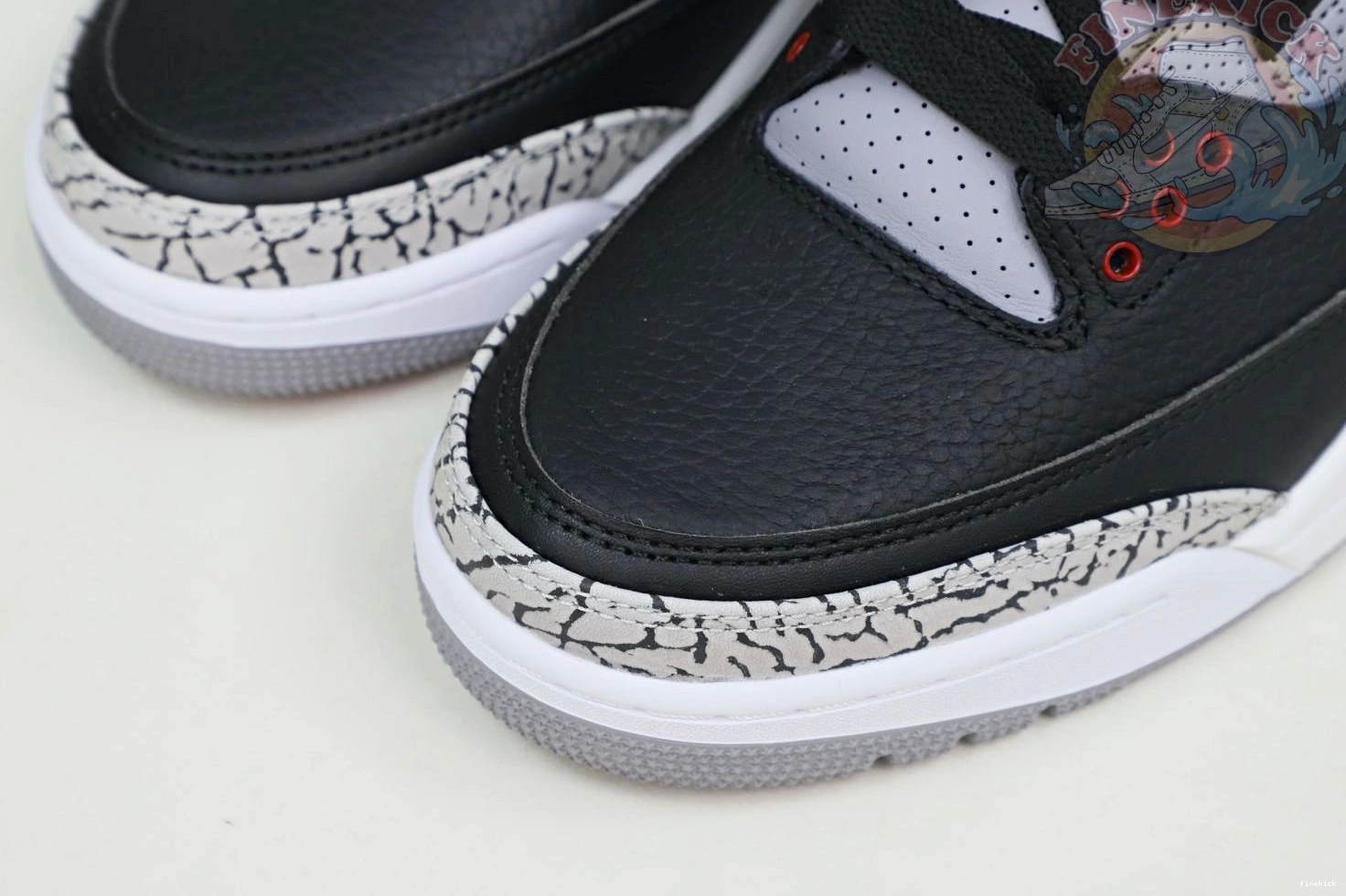 2018（854262-001）  Jordan retro 3 Jordan Air blackcement 0820